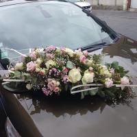 décor de voiture chic et champêtre Hé fleur et moi fleuriste de Valenciennes mariage